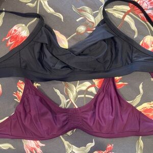 Set of 2 swim tops